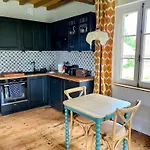 Chateau D'aigneville 住宿加早餐酒店 3*