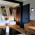 Chateau D'aigneville 住宿加早餐酒店 Aigneville