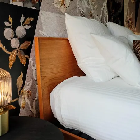 Bed & Breakfast Chateau D'aigneville 3*