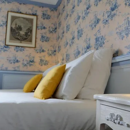 Bed & Breakfast Chateau D'aigneville *