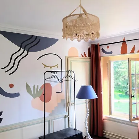 Chateau D'aigneville Bed & Breakfast Aigneville