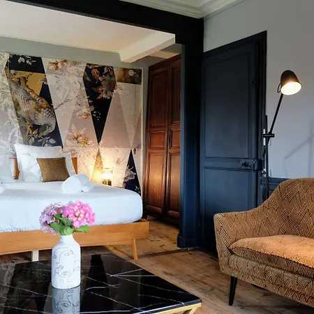 Chateau D'aigneville Bed & Breakfast Aigneville