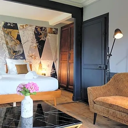 ベッド・アンド・ブレックファスト Chateau D'aigneville 3*