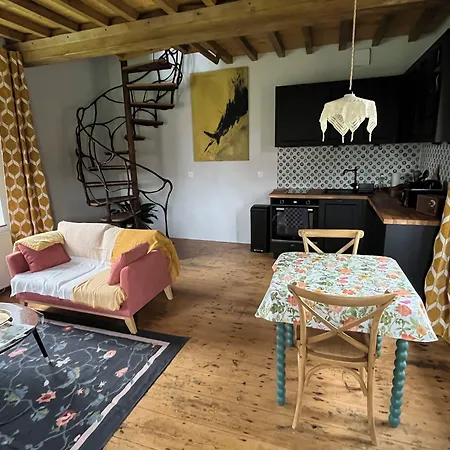 Bed & Breakfast Chateau D'aigneville 3*