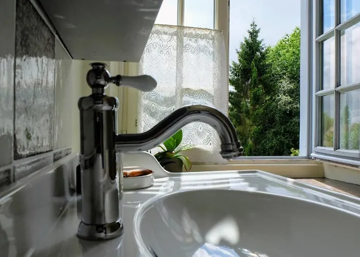 Chateau D'aigneville 3* Aigneville