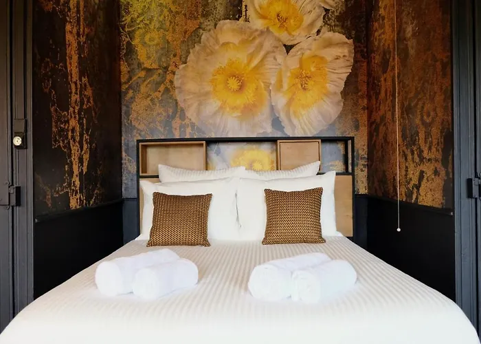 Chateau D'aigneville Bed & Breakfast 3*