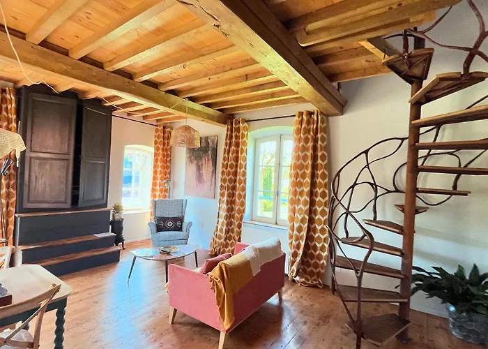 Bed & Breakfast Chateau D'aigneville 3*